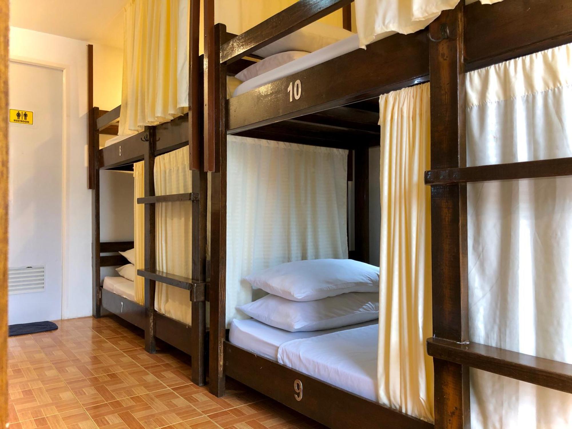 Chill Out Hostel Balabag  Ruang foto